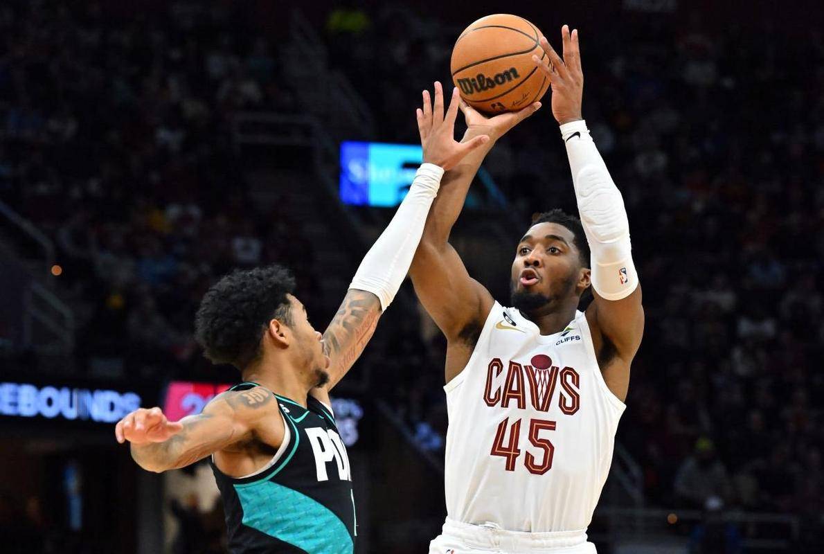 实时直击NBA焦点战！巨星对决+绝杀悬念，全程高能无尿点