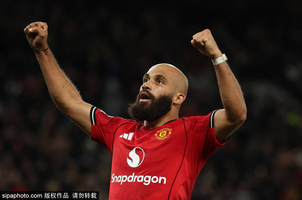 英超积分榜：曼联升至第四 利物浦跌至第六切尔西第八