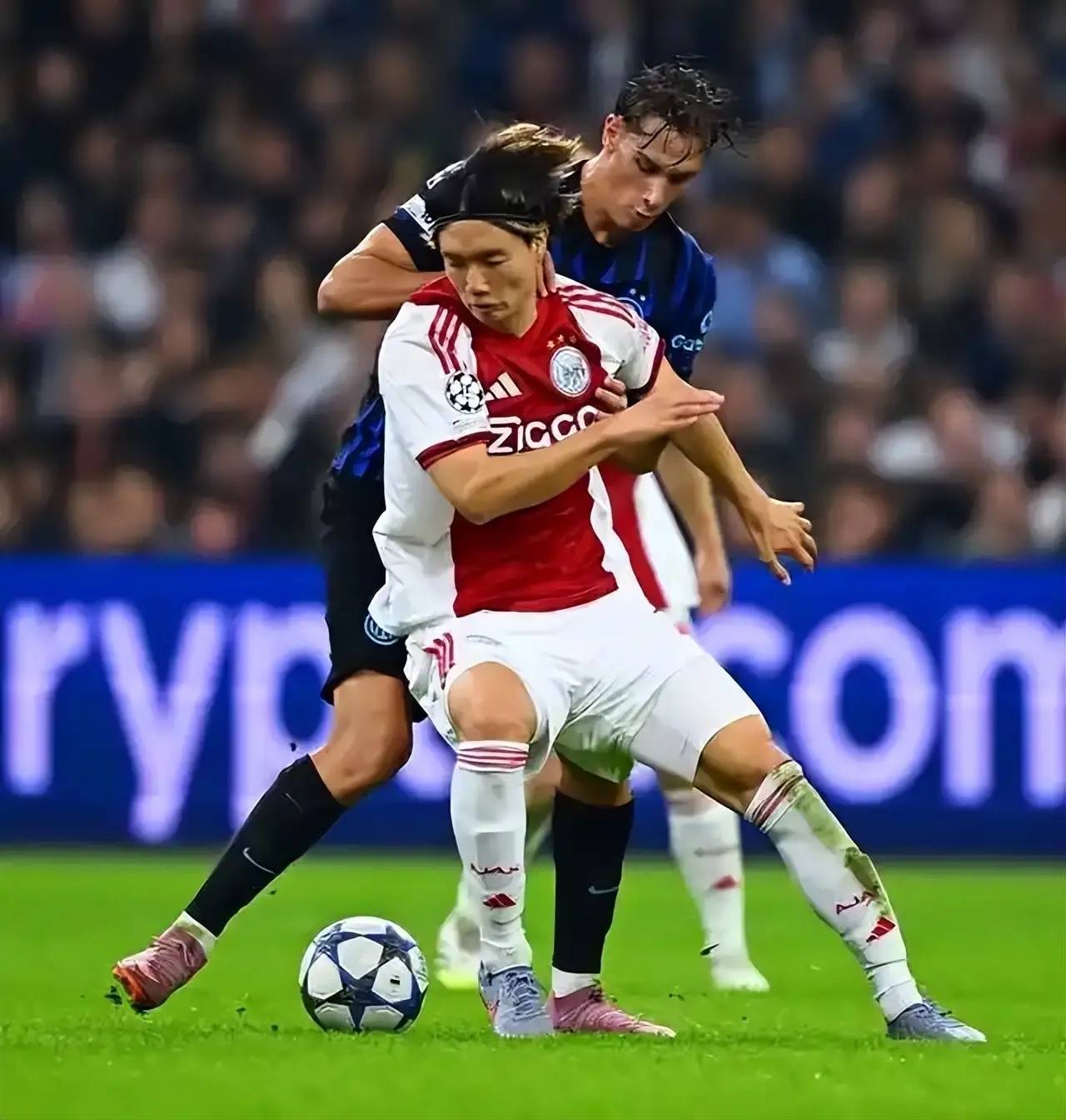 2000万挖意甲门神！国米多线作战遇苦主，欧冠奖金给足底气