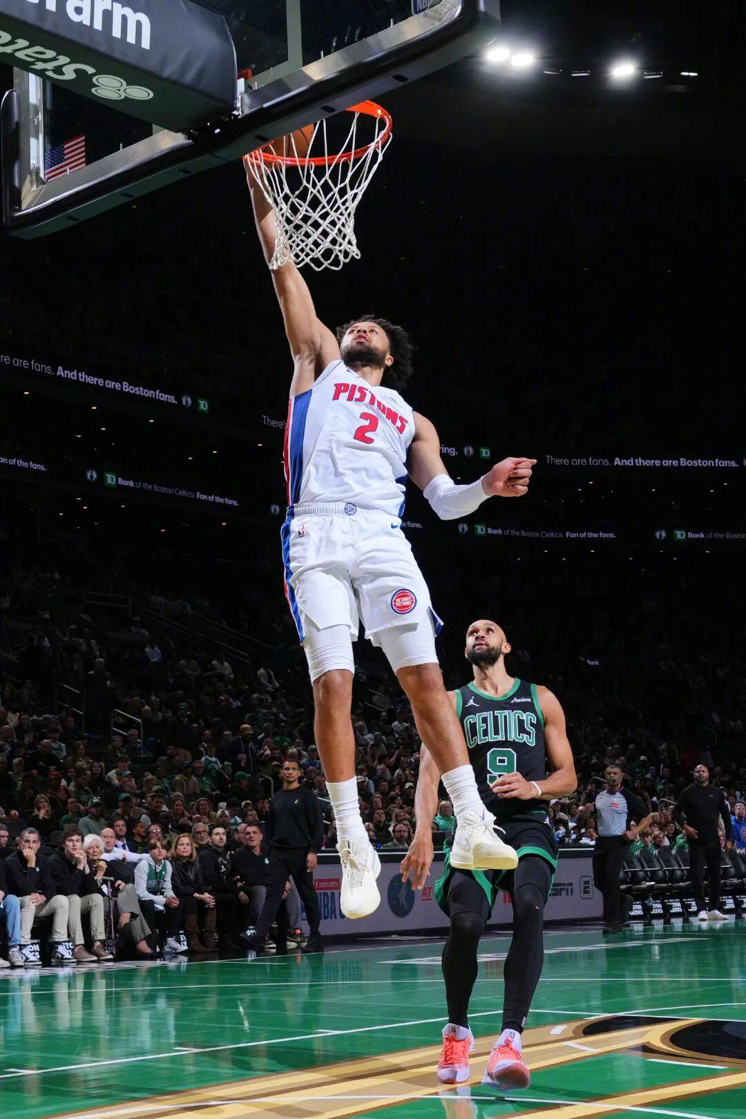 只关于吐槽｜英格拉姆摔杯为号；杯赛之王终于输了；萨克拉门托公牛就差你了