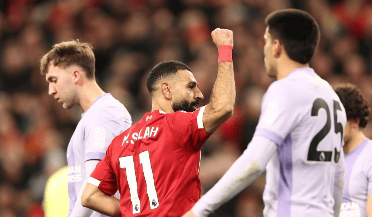 萨拉赫创造英超历史，利物浦最强前锋诞生：轰入10粒进球