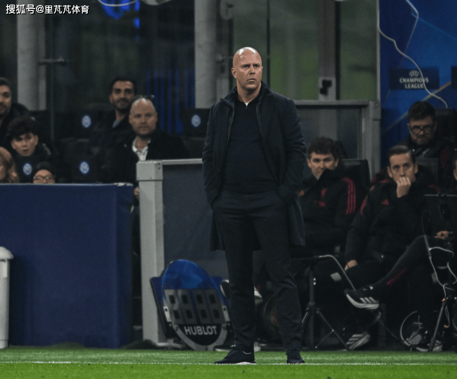 一日英超动向：利物浦战热刺数据支持斯洛特，转会大热技术很均衡