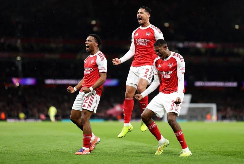 3-1，5连胜！英超13亿豪门太强了，送德甲豪门赛季首败，领跑欧冠+英超