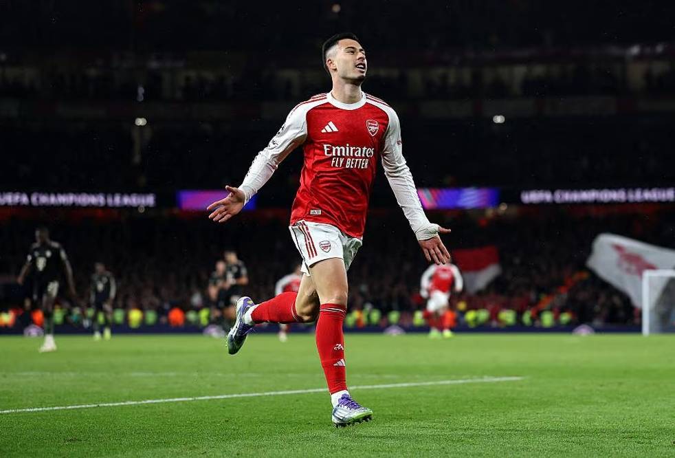 3-1，5连胜！英超13亿豪门太强了，送德甲豪门赛季首败，领跑欧冠+英超