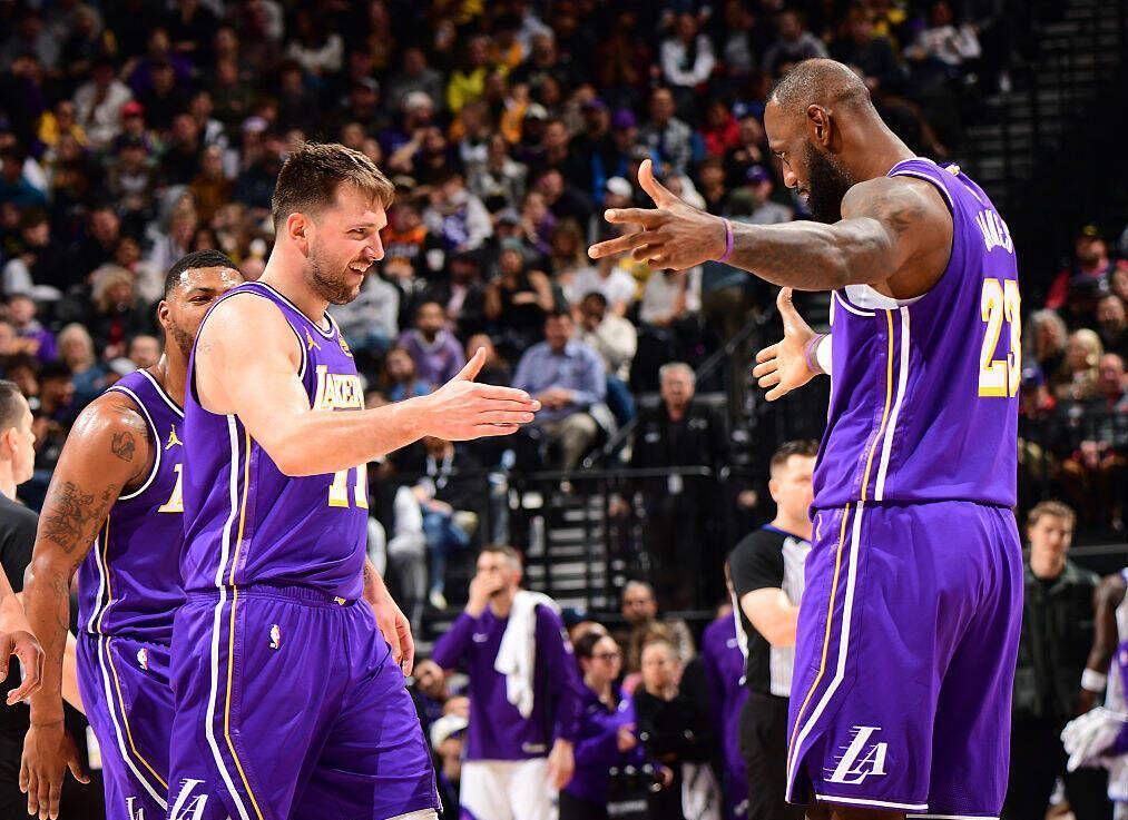 NBA剩余赛程难度榜，勇士赛程难度第4，42场恶战恐拖垮全队！